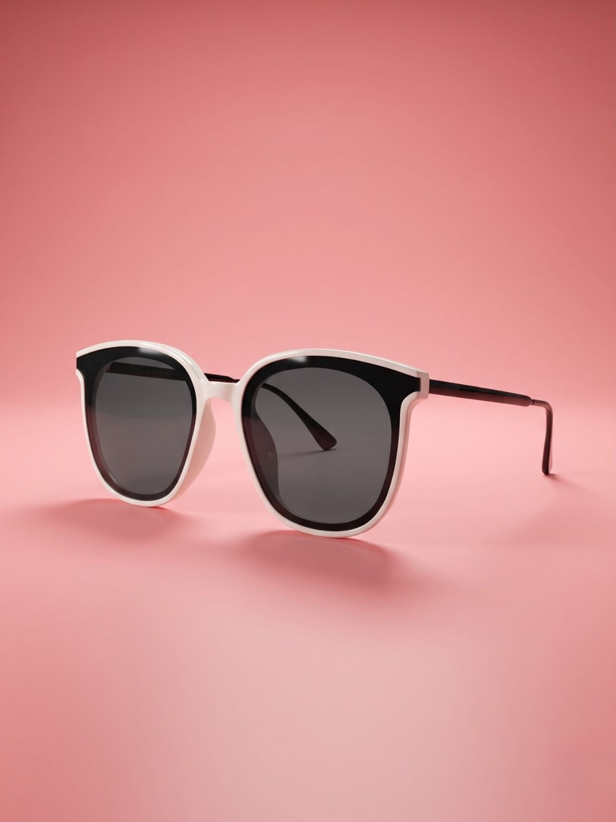 Elan Noir Sunglasses