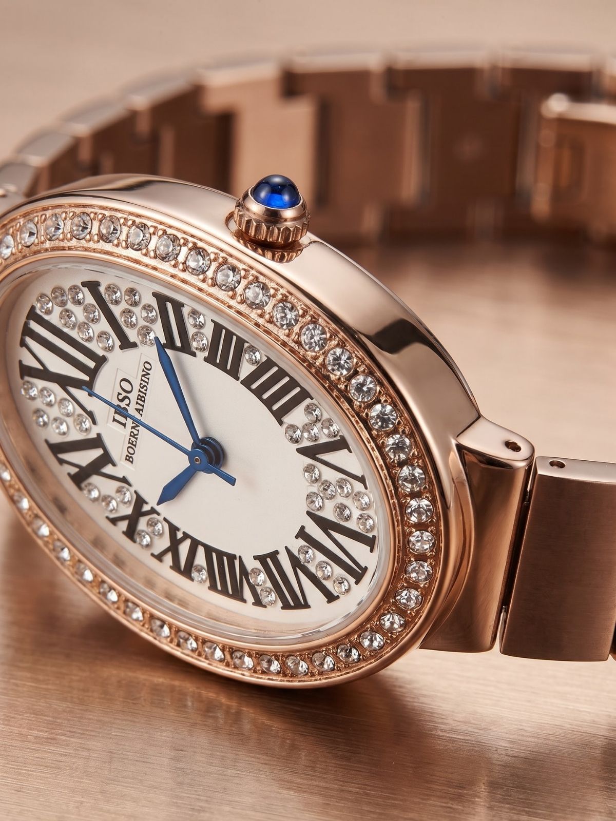 Elaria Oval Lumiere Watch