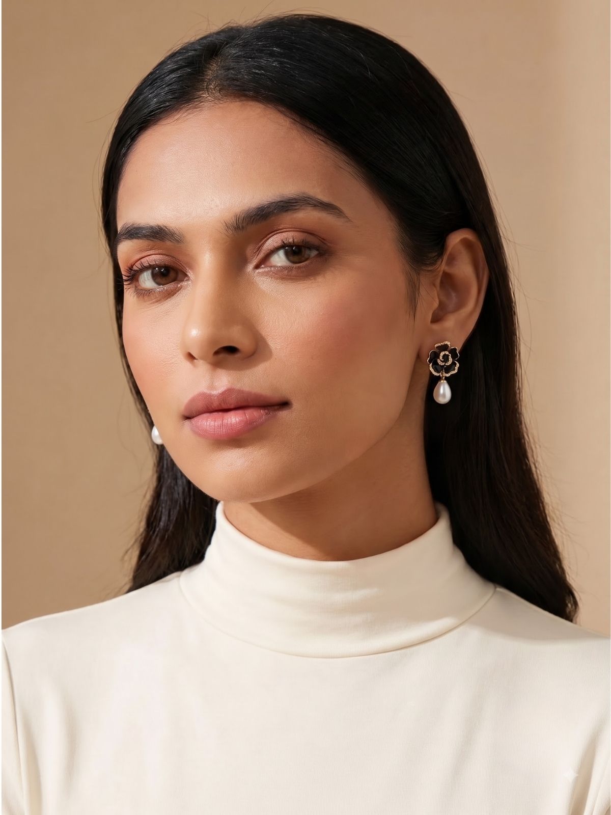 Noire Pearl Bloom Earrings