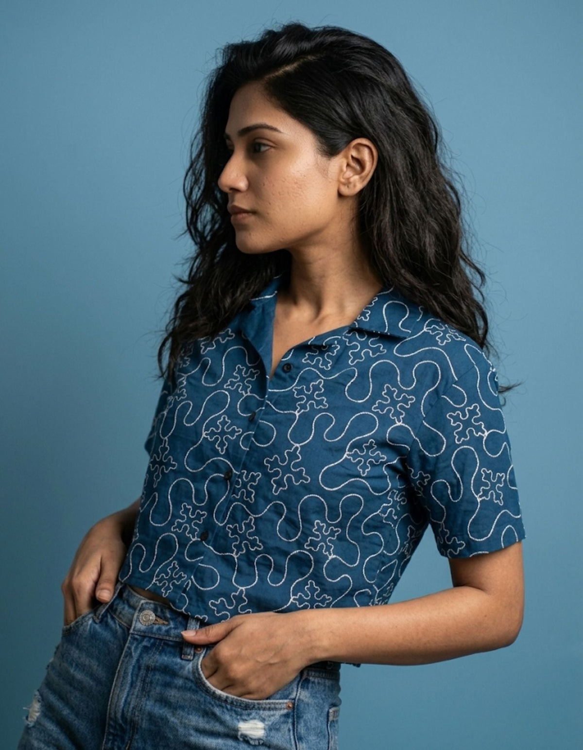 Mira Embroidered Cropped Shirt