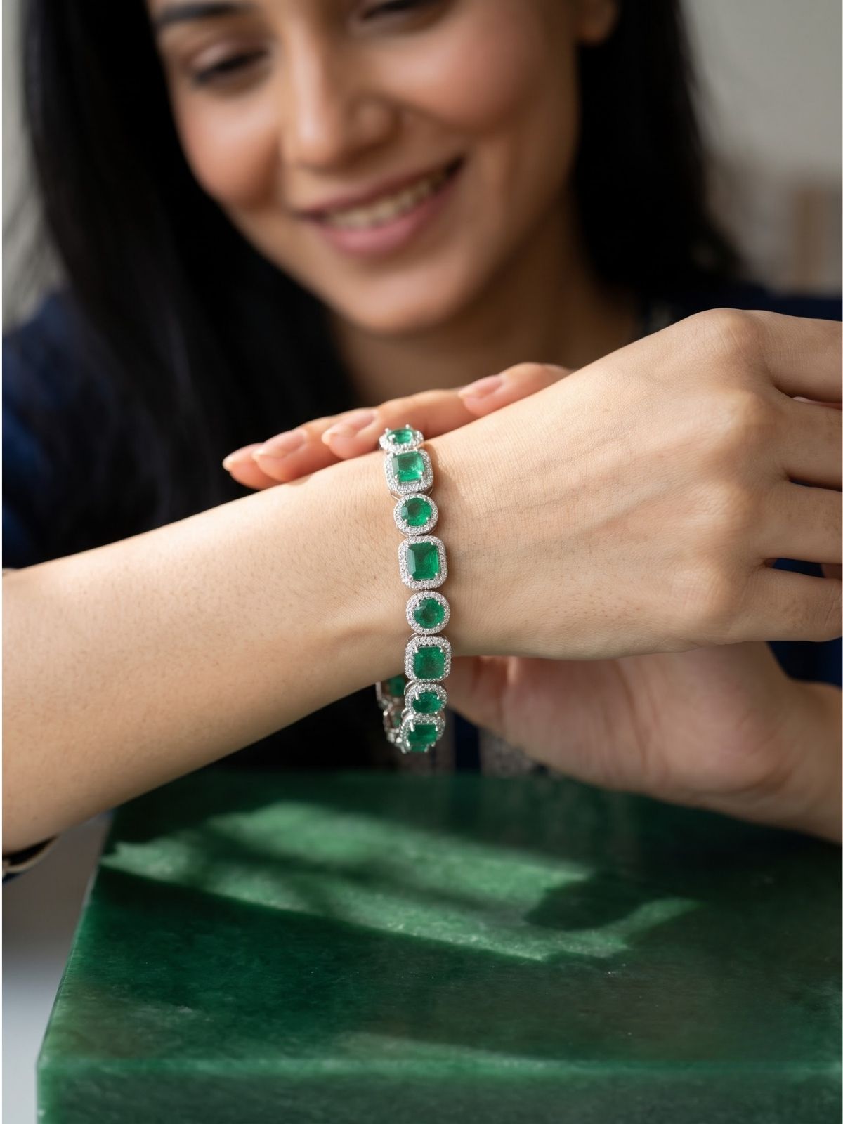 Verelle Emerald Link Bracelet