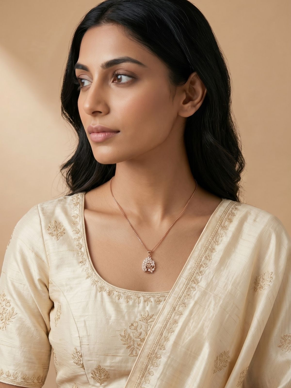 Seravelle Pendant