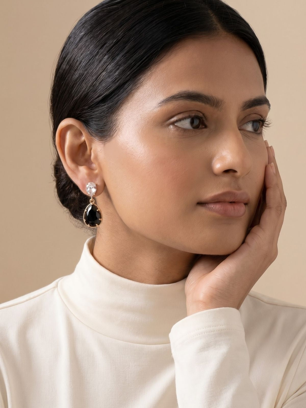 Onyx Drops Earrings