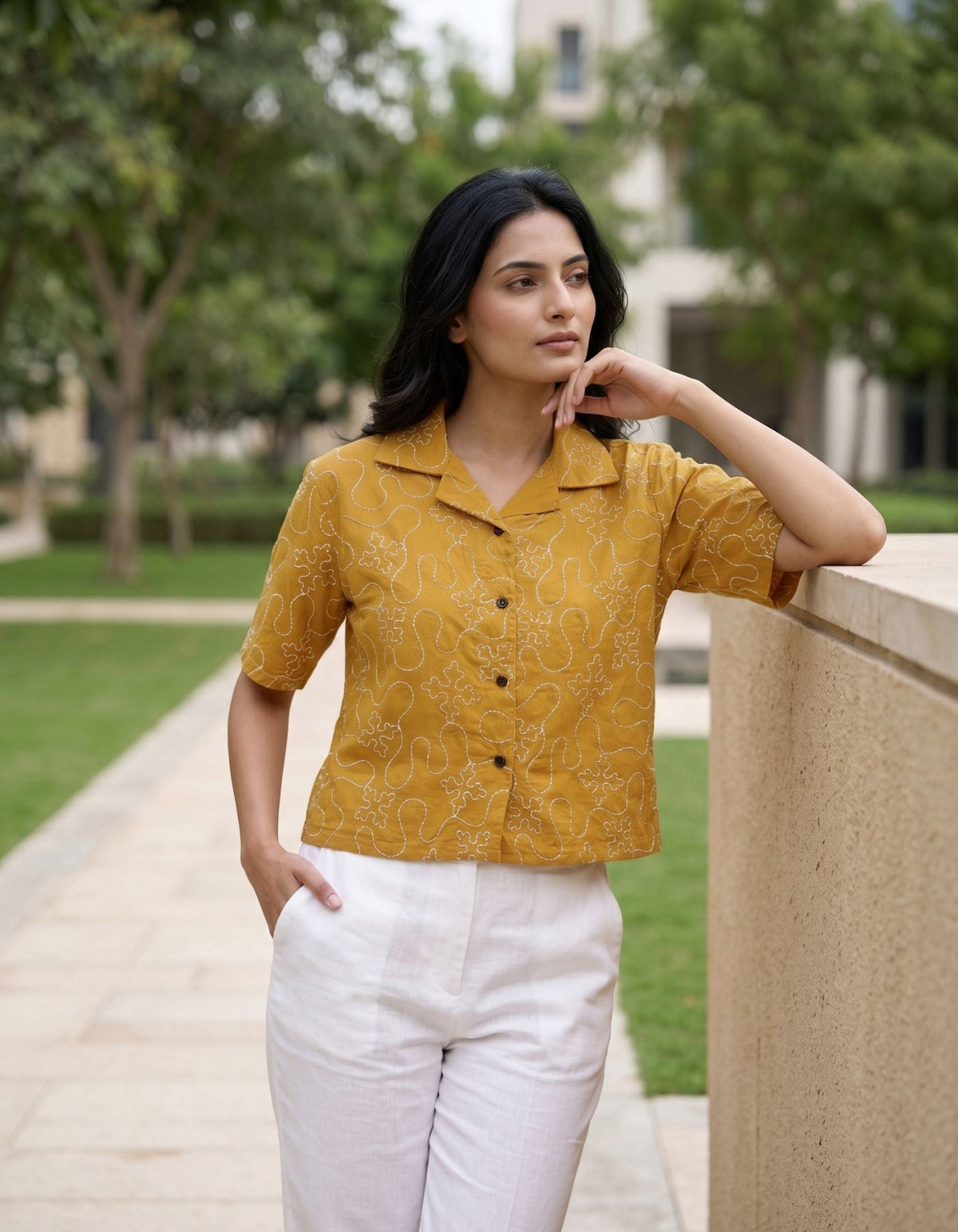 Aira Cropped Embroidered Shirt