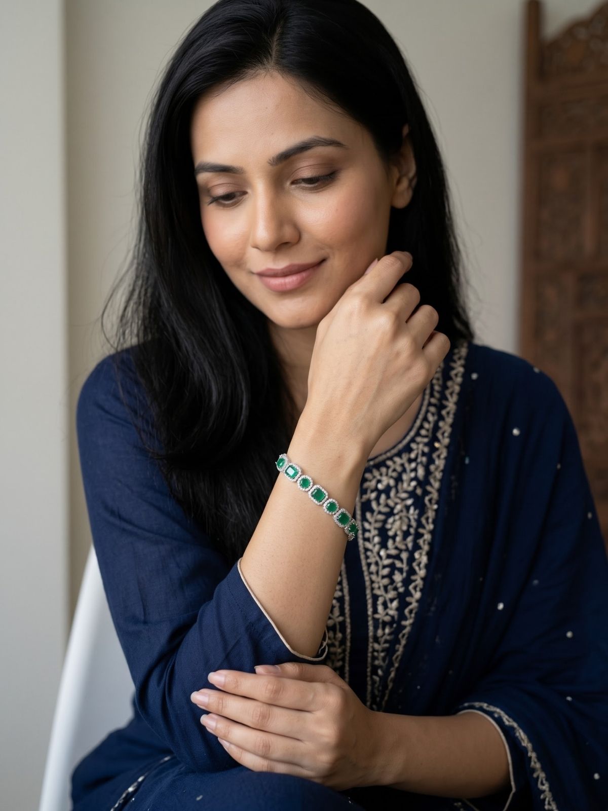 Verelle Emerald Link Bracelet