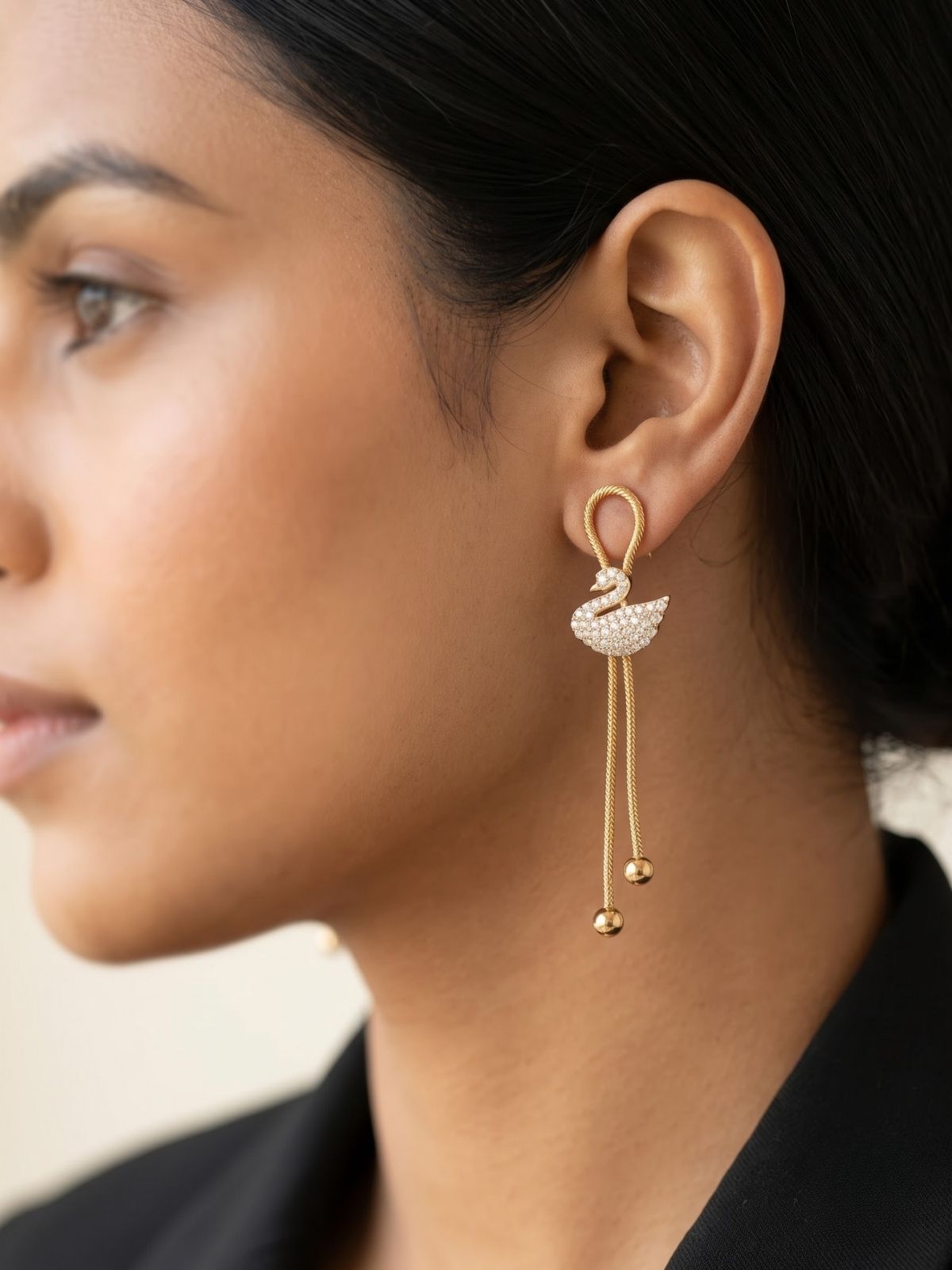 Sorelle Swan Chain Earrings